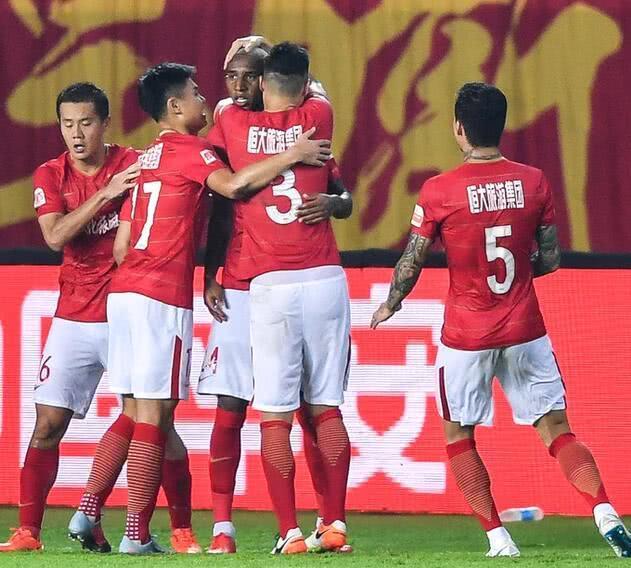  那不勒斯绝杀佛罗伦萨，积分榜次席位置稳固  