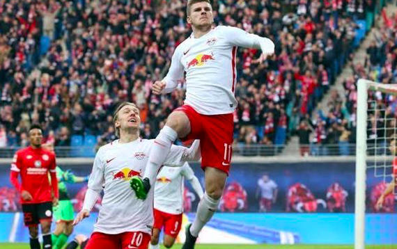  莱比锡红牛强势逆袭登顶德甲积分榜首