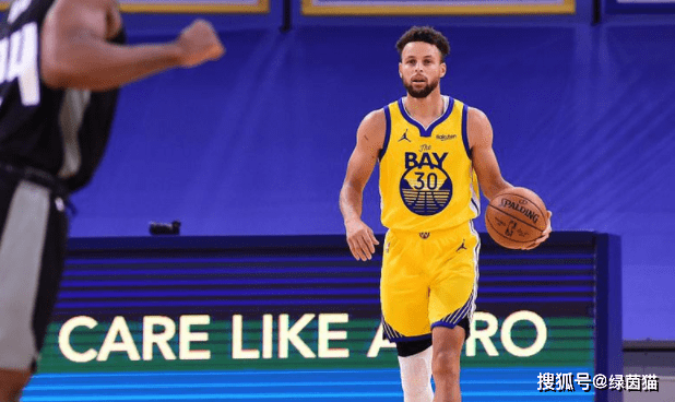  勇士主场力克掘金豪取五连胜气势如虹  