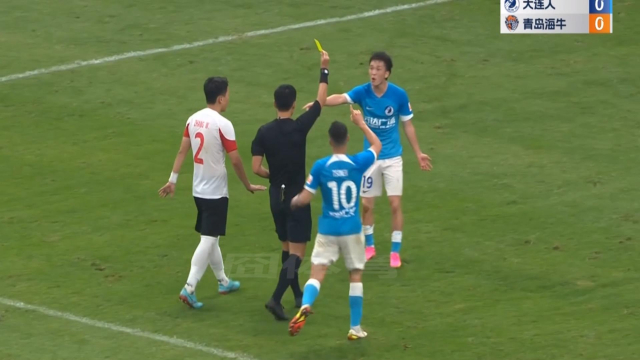  尼姆保级关键战受挫，点球失误错失宝贵一分